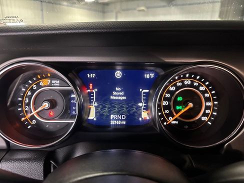 Used 2022 Jeep Wrangler Unlimited Sport image 15