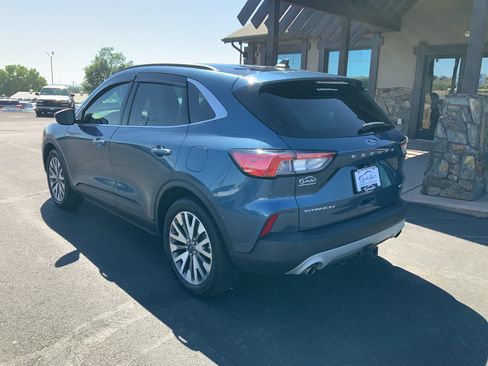 Used 2020 Ford Escape Titanium AWD/4WD image 8