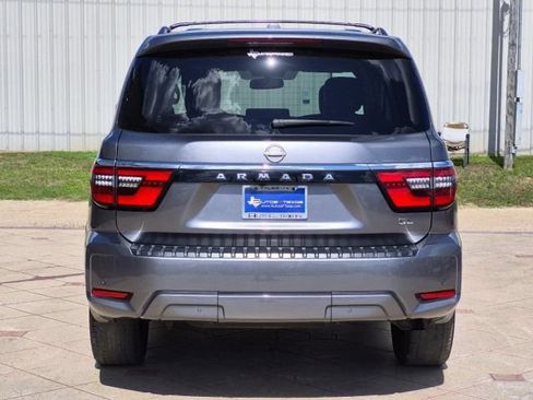 Used 2021 Nissan Armada SL w/ Captain's Chairs Package RWD image 5