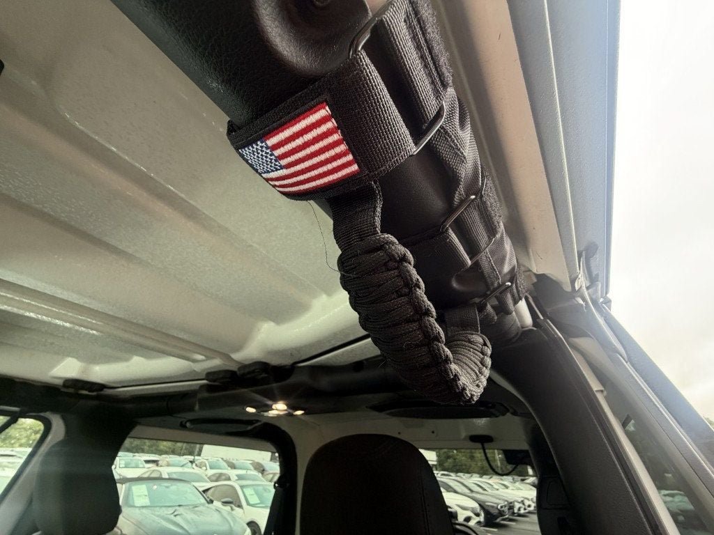 Used 2021 Jeep Wrangler Sport AWD/4WD image 16