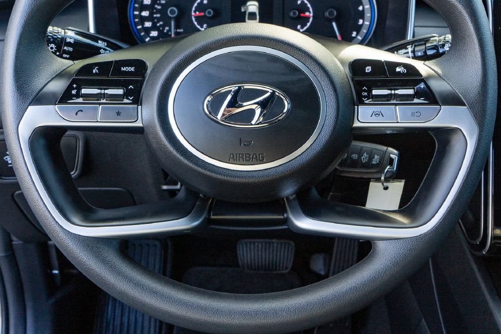 Used 2024 Hyundai Santa Cruz SE FWD image 24