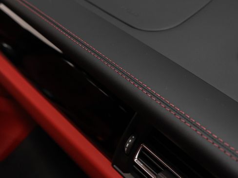 New 2026 Porsche Macan S image 28