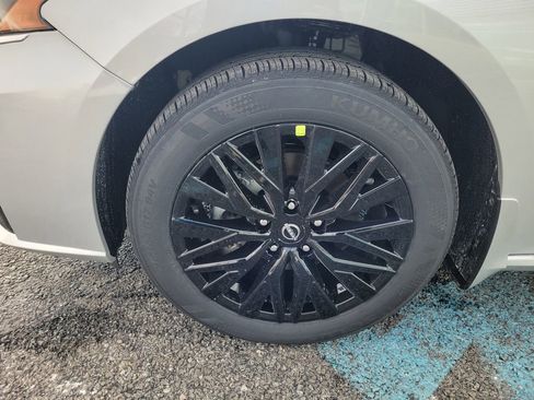 New 2025 Nissan Altima 2.5 SV w/ SV Special Edition Package image 12