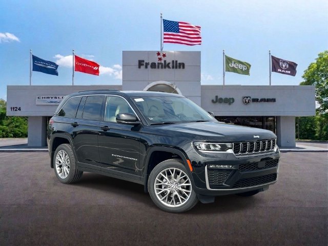 New 2027 Jeep Grand Cherokee Limited AWD/4WD image 1