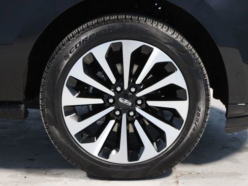 Used 2024 Lincoln Navigator Reserve image 39