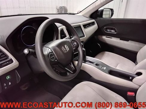 Used 2021 Honda HR-V EX image 10