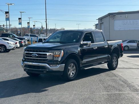 Used 2023 Ford F150 Lariat w/ Trailer Tow Package image 10