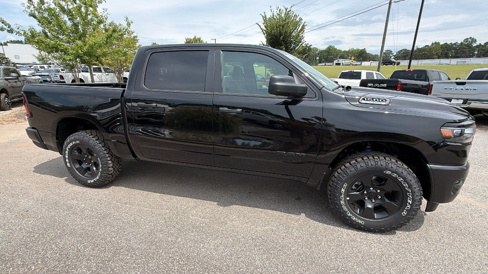 Used 2026 RAM 1500 Warlock AWD/4WD image 7