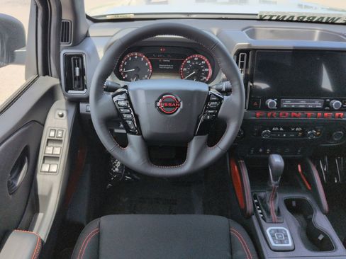 New 2026 Nissan Frontier PRO-4X AWD/4WD image 17