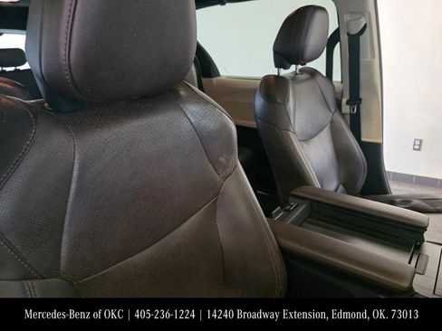 Used 2022 Toyota Sienna Platinum FWD image 15