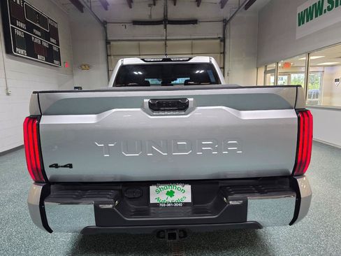 Used 2022 Toyota Tundra SR5 w/ TRD Off-Road Package AWD/4WD image 8