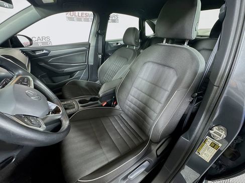 Used 2024 Volkswagen Jetta Sport FWD image 19