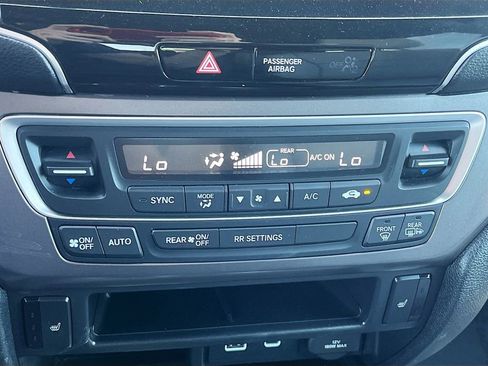 Used 2025 Honda Passport EX-L image 15