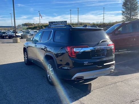 Used 2023 GMC Acadia SLE w/ Driver Convenience Package image 6