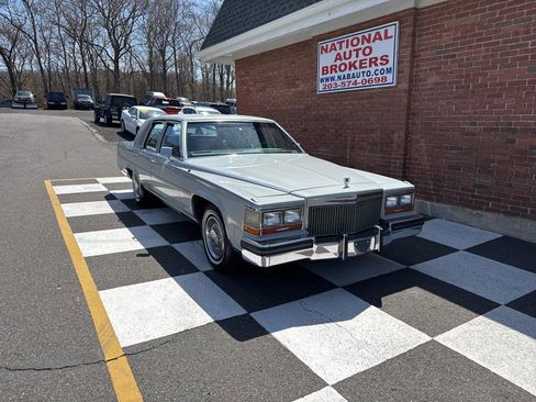 Used 1989 Cadillac Brougham image 1