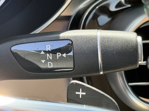 Used 2022 Mercedes-Benz GLC 300 4MATIC image 21