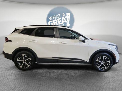 Used 2023 Kia Sportage EX w/ EX Premium Package AWD/4WD image 2
