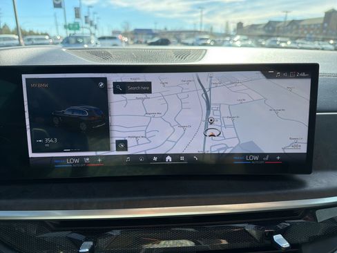 Used 2024 BMW X5 xDrive40i w/ Premium Package image 55