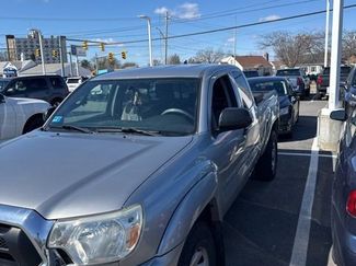 Used 2015 Toyota Tacoma 4x4 Access Cab w/ SR5 Package video 1