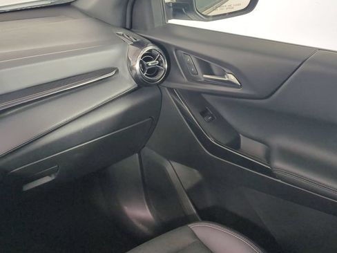 Used 2025 Chevrolet Equinox LT w/ Convenience Package II FWD image 20