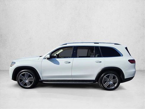 Used 2021 Mercedes-Benz GLS 450 4MATIC image 9