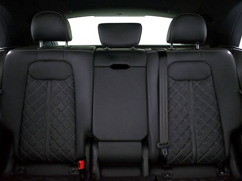 Used 2023 Audi SQ8 Premium Plus image 16