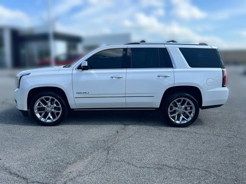 Used 2019 GMC Yukon Denali w/ Denali Ultimate Package AWD/4WD image 2