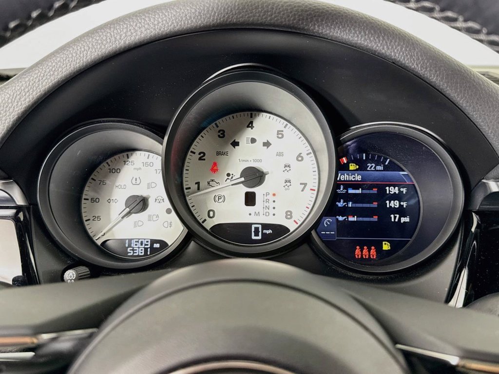 Certified 2024 Porsche Macan S AWD/4WD image 13