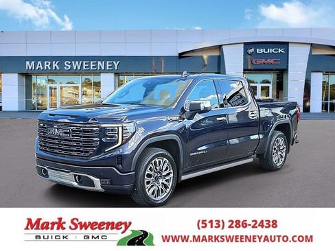 Used 2025 GMC Sierra 1500 Denali Ultimate AWD/4WD image 1