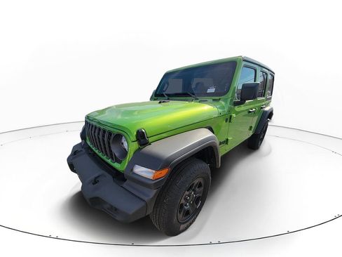 Used 2025 Jeep Wrangler Unlimited Sport AWD/4WD image 2