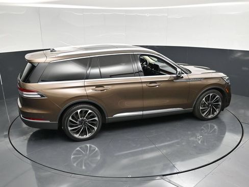 Used 2022 Lincoln Aviator Reserve w/ Equipment Group 201A AWD/4WD image 48