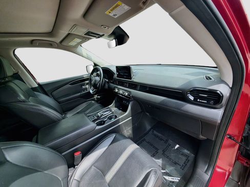 Certified 2023 Honda Pilot Touring image 33