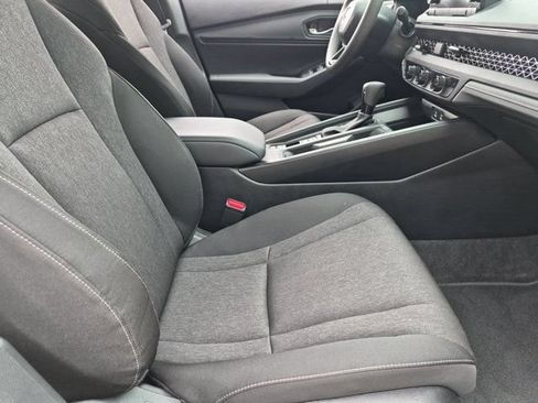 Used 2025 Honda Accord SE image 30