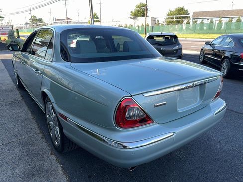 Used 2007 Jaguar XJ8 L RWD image 3