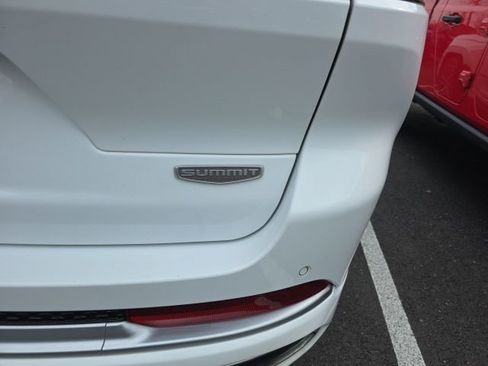 Used 2021 Jeep Grand Cherokee L Summit image 10