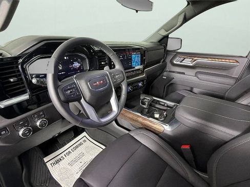 Used 2026 GMC Sierra 1500 Elevation w/ Elevation Premium Package AWD/4WD image 18
