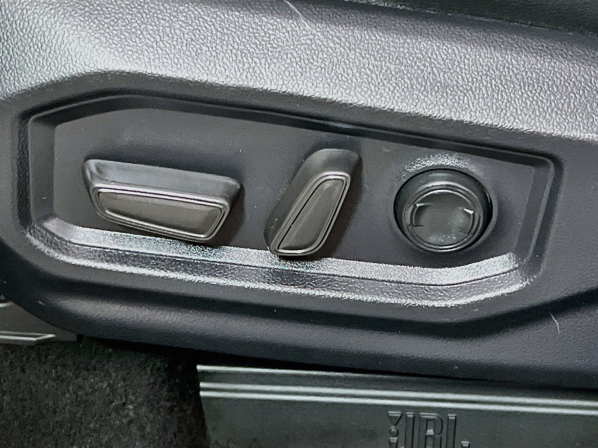 Used 2024 Toyota Tundra Limited RWD image 15