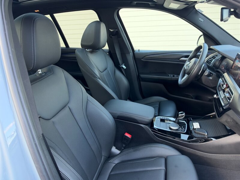Used 2023 BMW X3 xDrive30i w/ M Sport Package AWD/4WD image 33