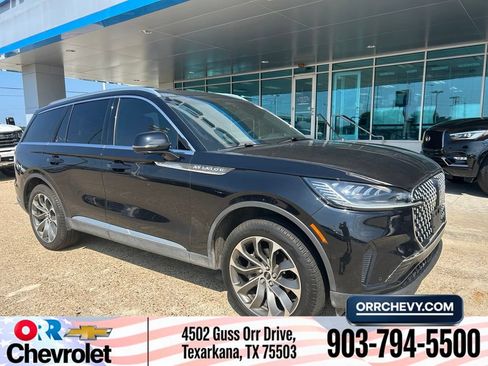 Used 2025 Lincoln Aviator Reserve AWD/4WD image 1
