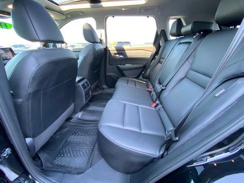 Used 2023 Nissan Rogue SV w/ SV Premium B Package FWD image 20