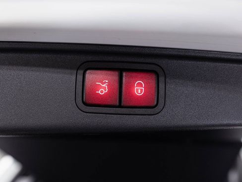 Used 2024 Mercedes-Benz AMG GT 55 image 34