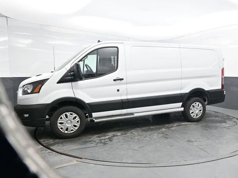 Used 2025 Ford Transit 250 Low Roof w/ Exterior Upgrade Package RWD image 3
