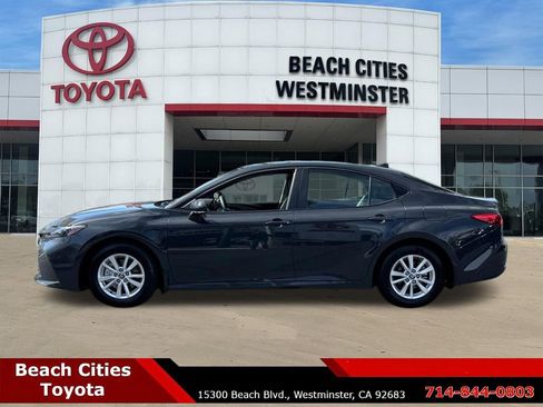 Used 2026 Toyota Camry LE w/ Convenience Package image 7
