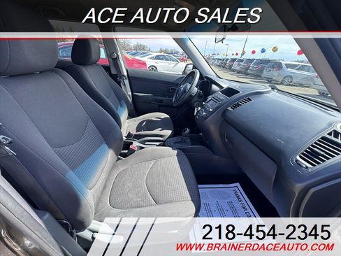 Used 2013 Kia Soul FWD image 10