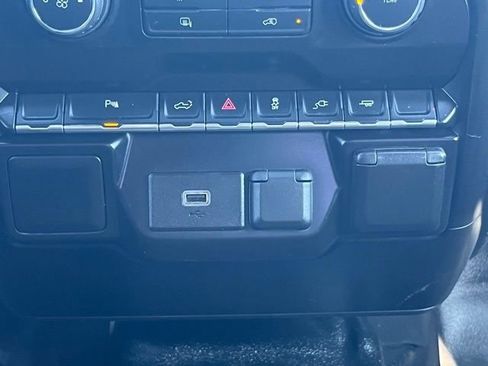 Used 2019 Chevrolet Silverado 1500 W/T RWD image 27