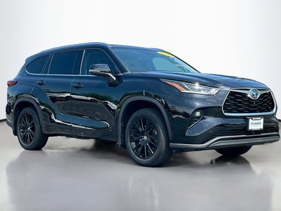 Certified 2022 Toyota Highlander Limited