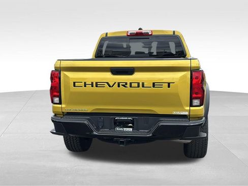 Used 2024 Chevrolet Colorado Trail Boss image 6