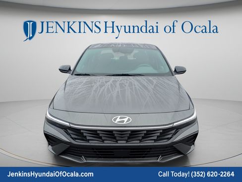 New 2026 Hyundai Elantra SEL Sport Premium FWD image 11