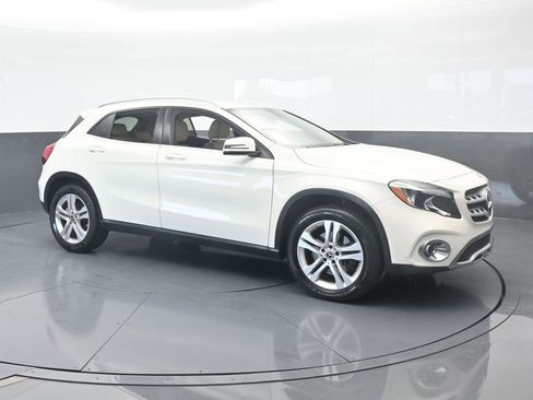 Used 2018 Mercedes-Benz GLA 250 image 8