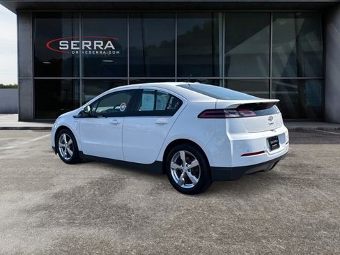 Used 2014 Chevrolet Volt Premium w/ Premium Trim Package FWD image 3